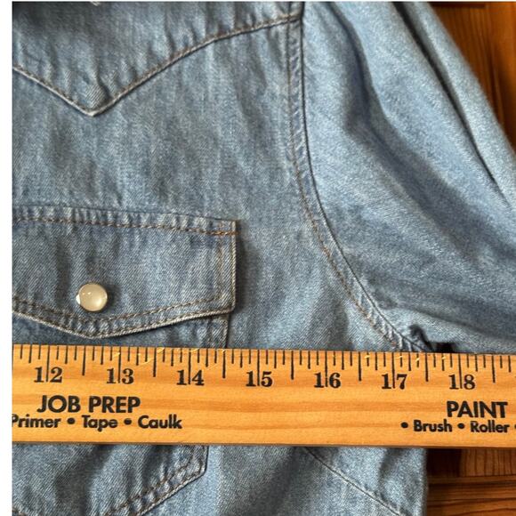 Ariat Light Blue Button Down Shirt - Picture 3 of 8